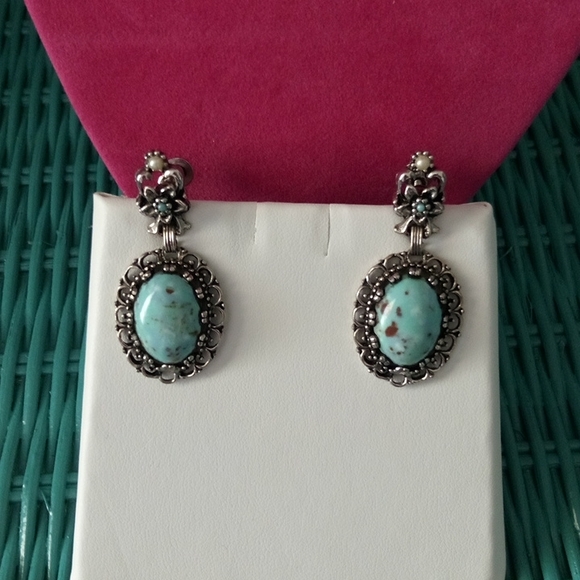 Jewelry - Vintage 1940s Turquoise Earrings